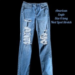 AMERICAN EAGLE JEANS. Next Level Stretch. Size 6 Long